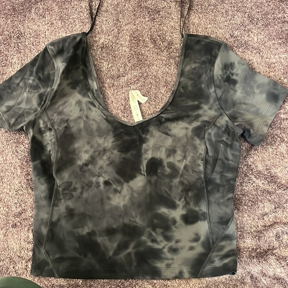 Lululemon - Picture 2 of 2